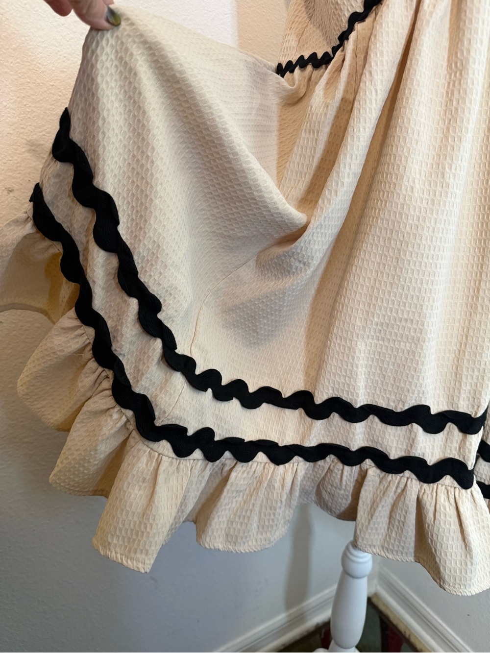 ENTRO Cream Textured Ric Rac Trim Babydoll Mini Dress S - Picture 4 of 11